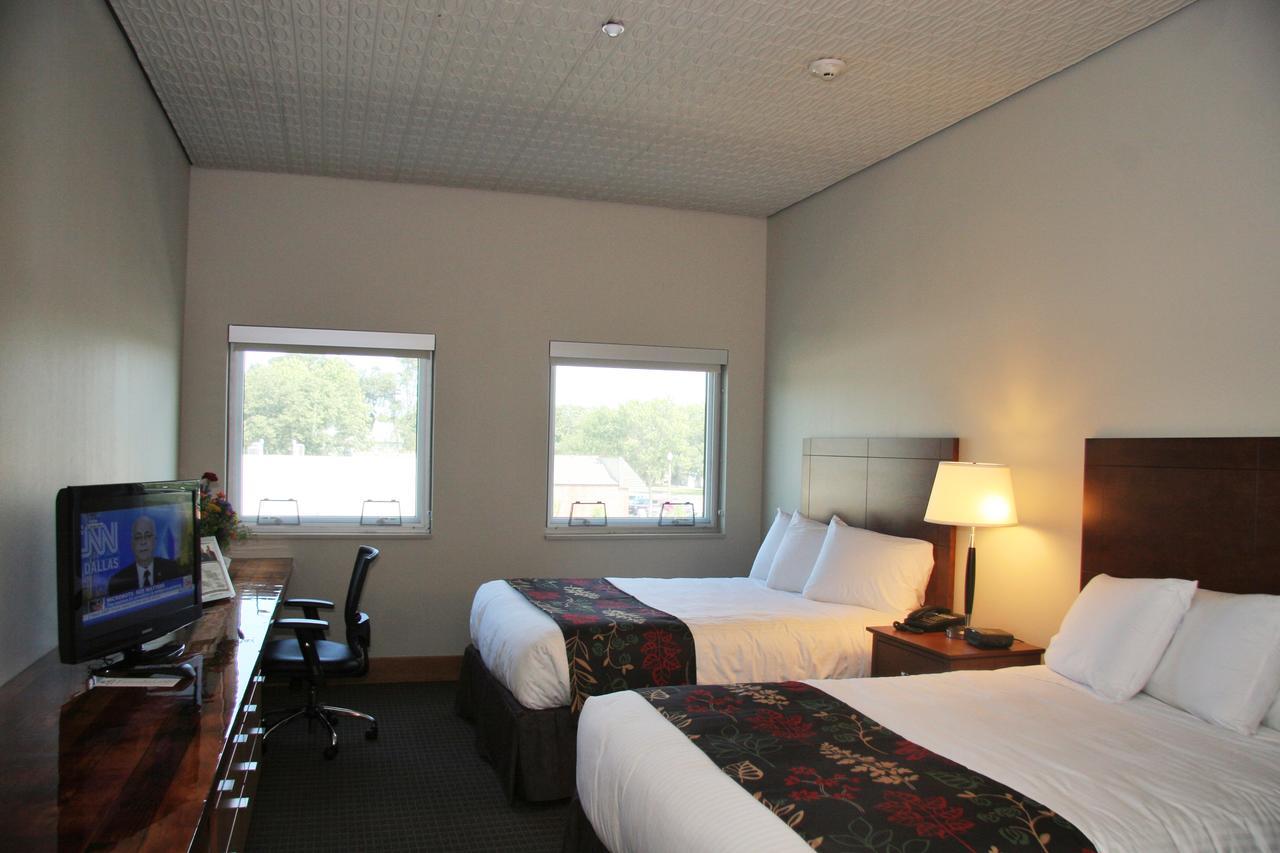 Watercrest Hotel And Conference Center Howard エクステリア 写真